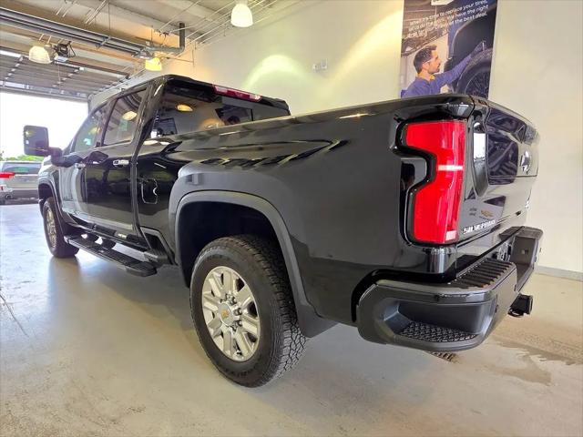 2024 Chevrolet Silverado 2500HD 4WD Crew Cab Standard Bed High Country