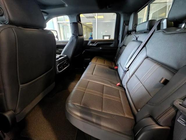 2024 Chevrolet Silverado 2500HD 4WD Crew Cab Standard Bed High Country