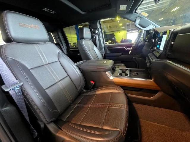 2024 Chevrolet Silverado 2500HD 4WD Crew Cab Standard Bed High Country