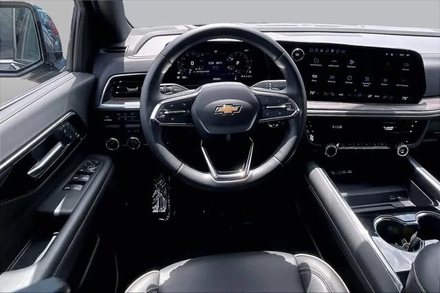 2025 Chevrolet Suburban 2WD Premier