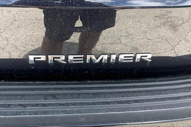 2025 Chevrolet Suburban 2WD Premier