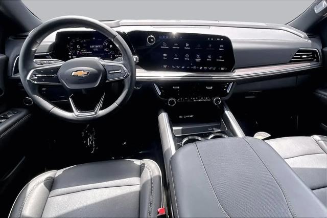 2025 Chevrolet Suburban 2WD Premier