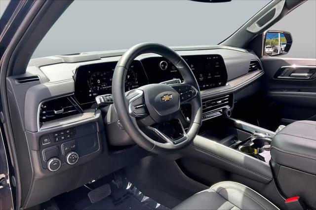 2025 Chevrolet Suburban 2WD Premier