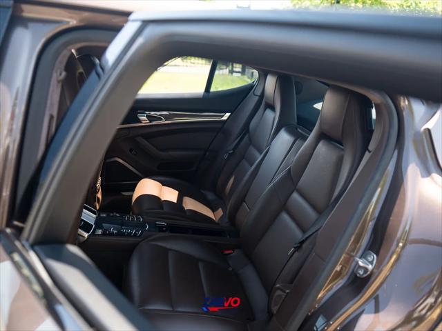 2015 Porsche Panamera S