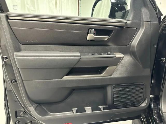 2024 Toyota Sequoia SR5