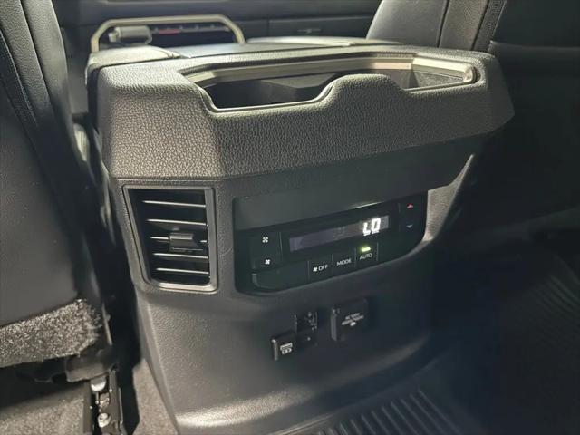 2024 Toyota Sequoia SR5