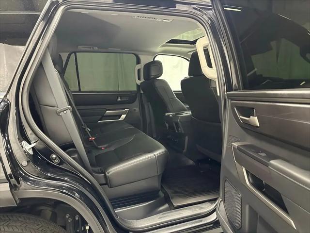 2024 Toyota Sequoia SR5