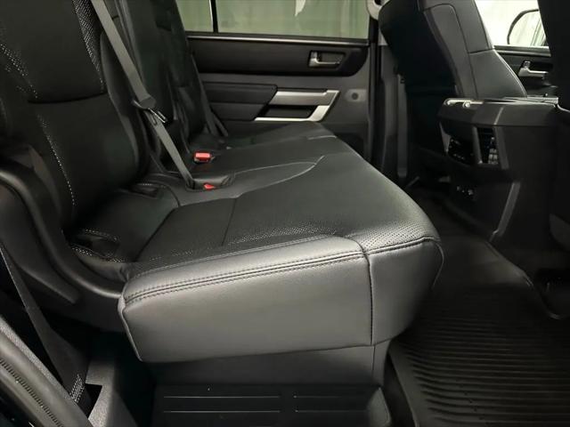 2024 Toyota Sequoia SR5
