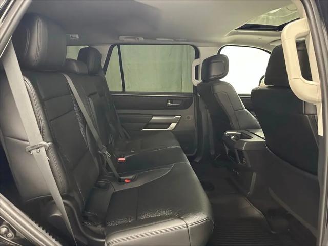 2024 Toyota Sequoia SR5
