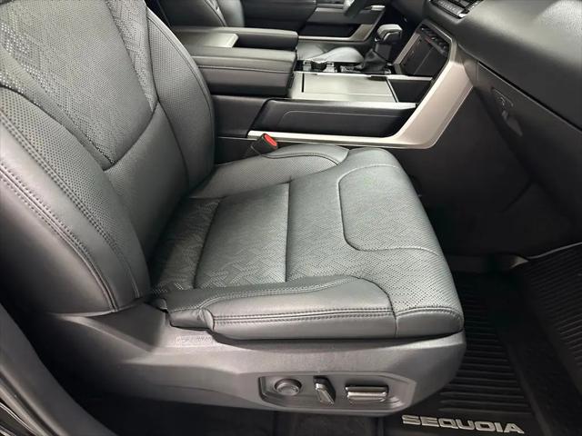 2024 Toyota Sequoia SR5