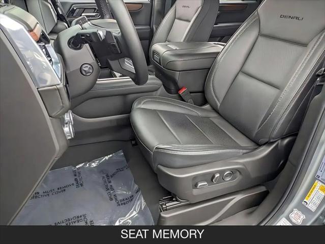 2025 GMC Yukon XL 4WD Denali