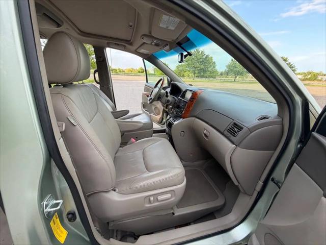 2010 Toyota Sienna XLE