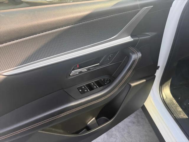2024 Mazda X-90 3.3 Turbo Preferred Plus