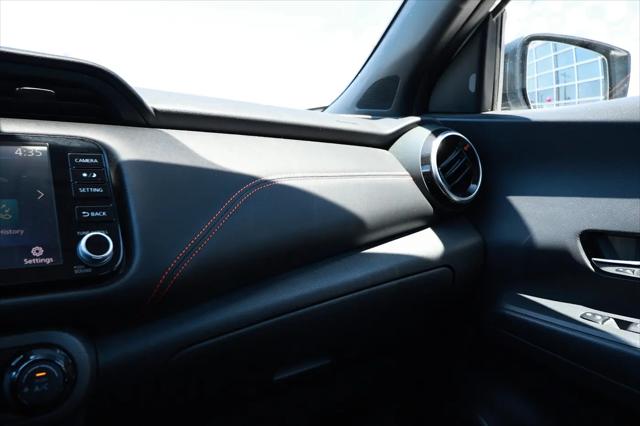 2021 Nissan Kicks SR Xtronic CVT