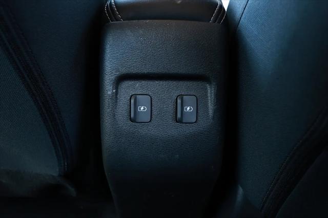 2021 Nissan Kicks SR Xtronic CVT