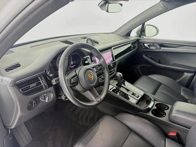 2023 Porsche Macan T