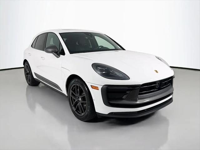 2023 Porsche Macan T