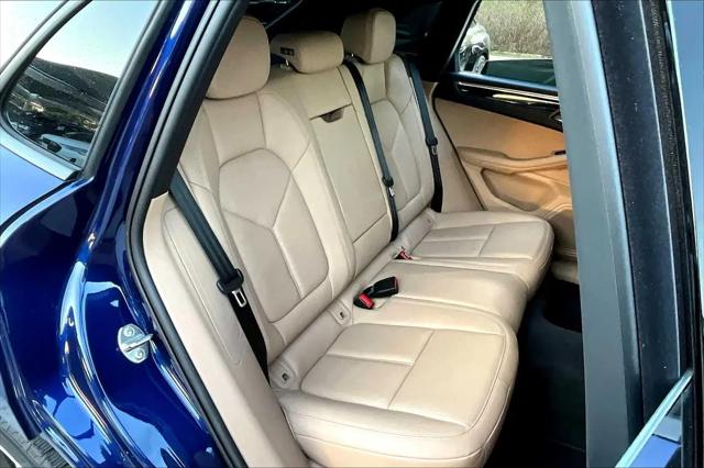2023 Porsche Macan T