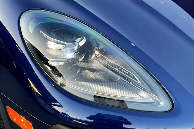 2023 Porsche Macan T