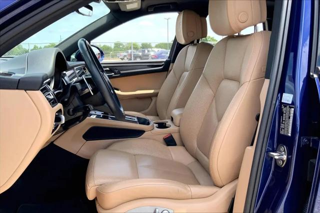 2023 Porsche Macan T