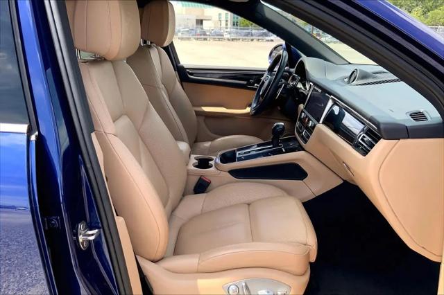 2023 Porsche Macan T