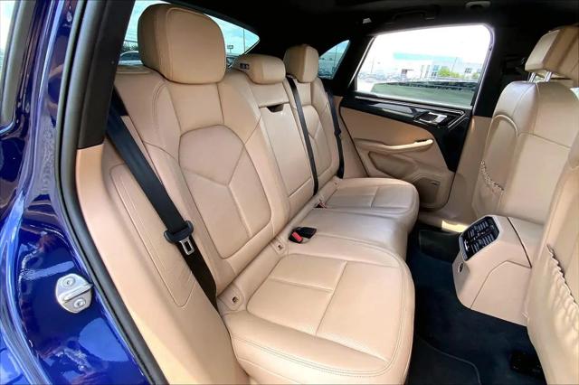 2023 Porsche Macan T