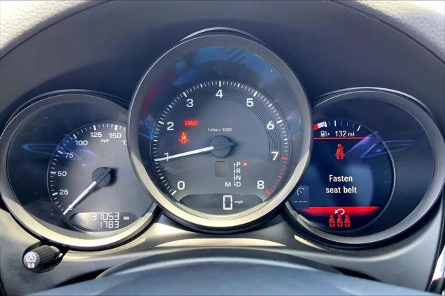 2023 Porsche Macan T