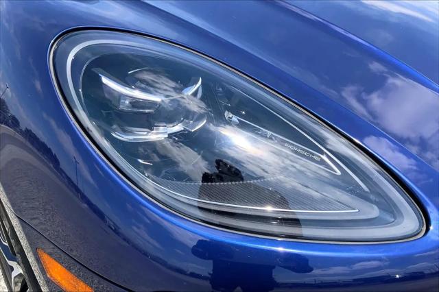 2023 Porsche Macan T