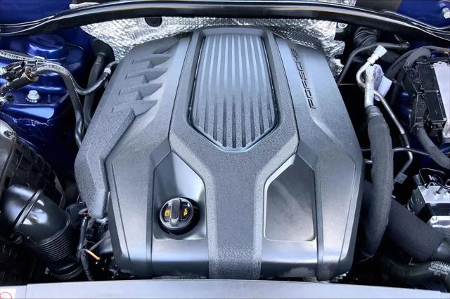 2023 Porsche Macan T