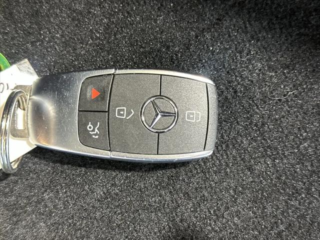 2022 Mercedes-Benz GLC 4MATIC SUV