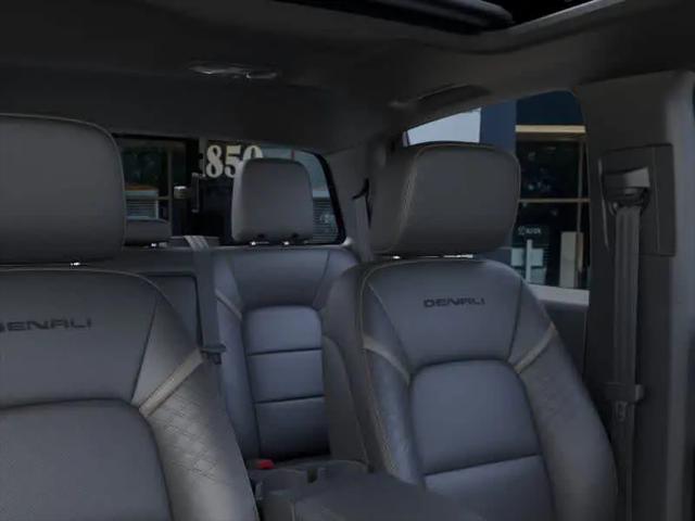 2026 GMC Canyon Denali, 4WD