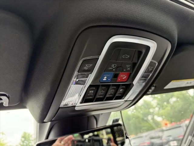 2022 Ram 1500 Limited Crew Cab 4x4 5'7" Box