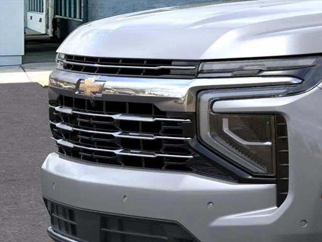 2025 Chevrolet Suburban 4WD LT