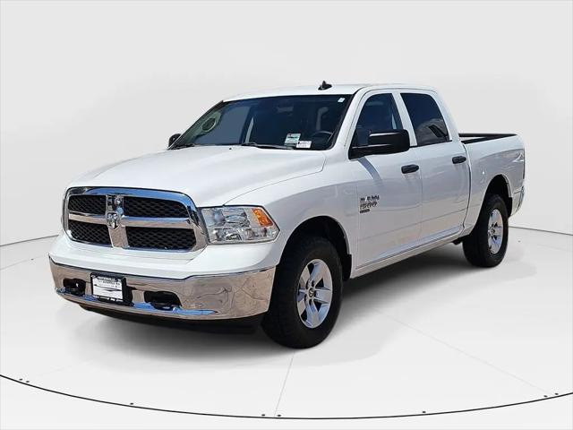 2022 Ram 1500 Classic SLT Crew Cab 4x4 5'7" Box
