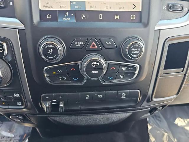 2022 Ram 1500 Classic SLT Crew Cab 4x4 5'7" Box