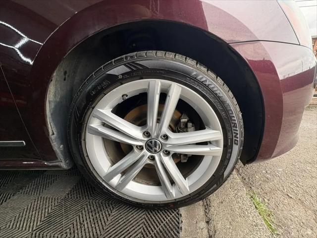 2013 Volkswagen Passat 2.0L TDI SEL Premium