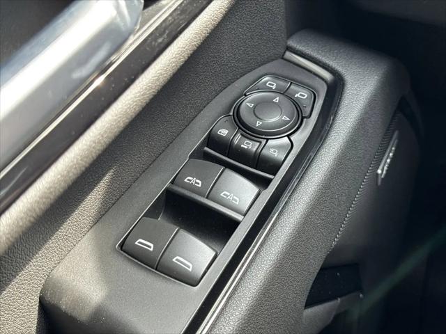2026 GMC Sierra 2500HD Crew Cab, Standard Bed, AT4, 4WD