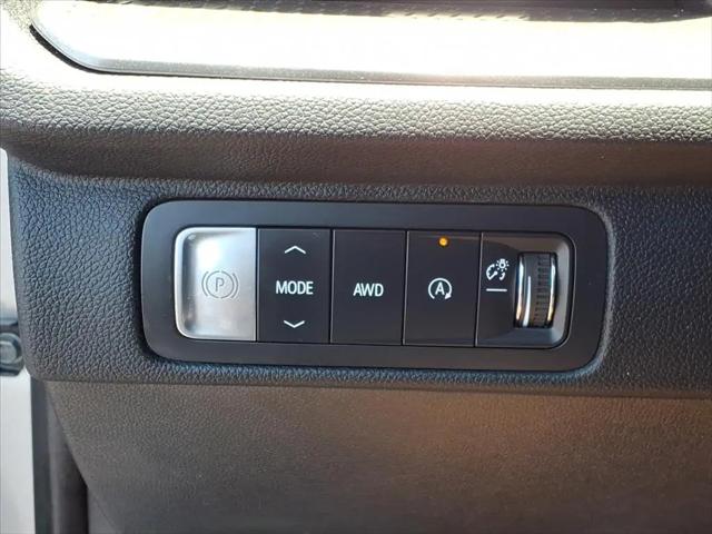 2025 Chevrolet Traverse AWD LT