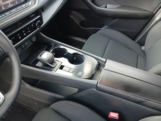 2024 Nissan Rogue S FWD