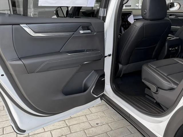 2026 GMC Acadia Elevation FWD