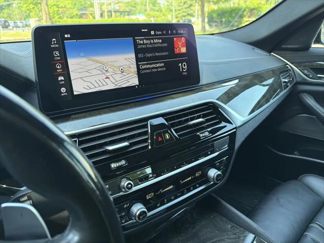 2022 BMW M5 i xDrive