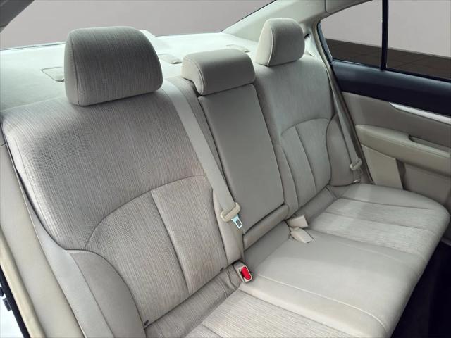 2013 Subaru Legacy 2.5i Premium