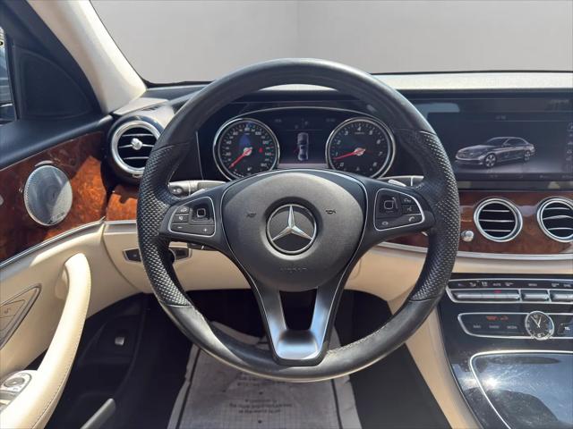 2017 Mercedes-Benz E-CLASS E 300 E 300
