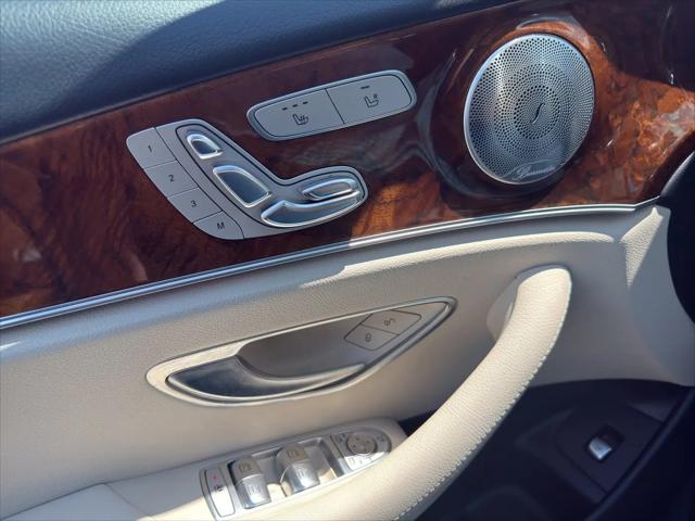 2017 Mercedes-Benz E-CLASS E 300 E 300