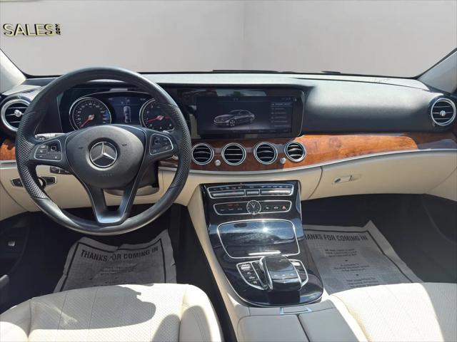 2017 Mercedes-Benz E-CLASS E 300 E 300
