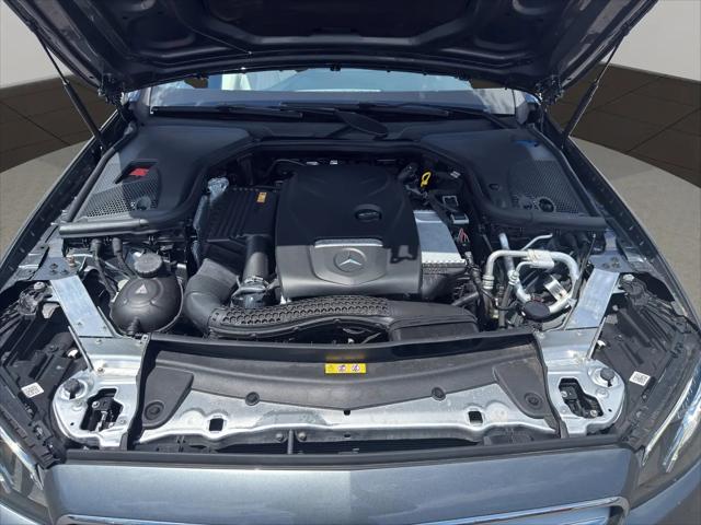 2017 Mercedes-Benz E-CLASS E 300 E 300