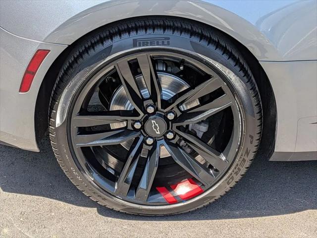 2022 Chevrolet Camaro RWD Coupe 1LT