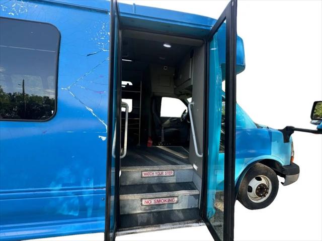 2015 Chevrolet Express Cutaway 3500