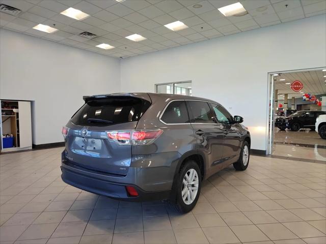 2016 Toyota Highlander LE V6