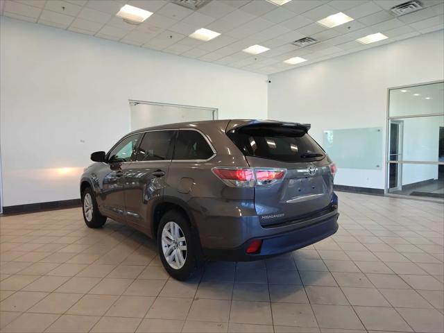 2016 Toyota Highlander LE V6